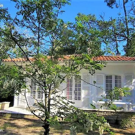 Mer A 100M,,,Villa Libre Au 12Oct,,,Dans La Rue Nature De Ronce,,Espace,,Liberte,,Nature,,,Les Joies De Mer ! Villa
