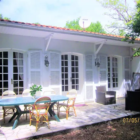 Mer A 100M,,,Villa Libre Au 12Oct,,,Dans La Rue Nature De Ronce,,Espace,,Liberte,,Nature,,,Les Joies De Mer ! Villa