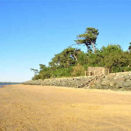 Mer A 100M,,,Villa Libre Au 12Oct,,,Dans La Rue Nature De Ronce,,Espace,,Liberte,,Nature,,,Les Joies De Mer ! Villa
